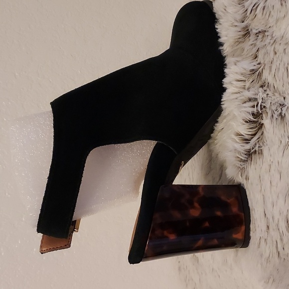 Womens Vionic Perk Lacey Ankle Strap Black Bootie Tortoise Heel - Picture 4 of 10